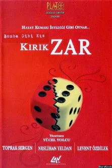 Levent Özdilek interpreta a en Kırık Zar