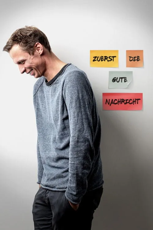 Klaus Eckel interpreta a himself en Klaus Eckel: Zuerst die gute Nachricht