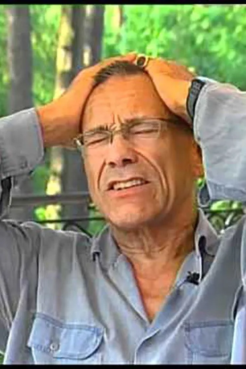 ?????? ???????????? interpreta a self en Кончаловский. Сцена