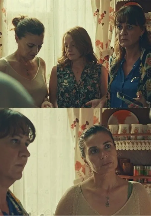 Albina Özden interpreta a en Kot Farkı