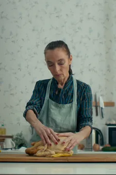 Lila BOUGHOUFALA interpreta a en Kraken