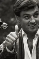 Wieland Speck interpreta a en Kısmet Kısmet