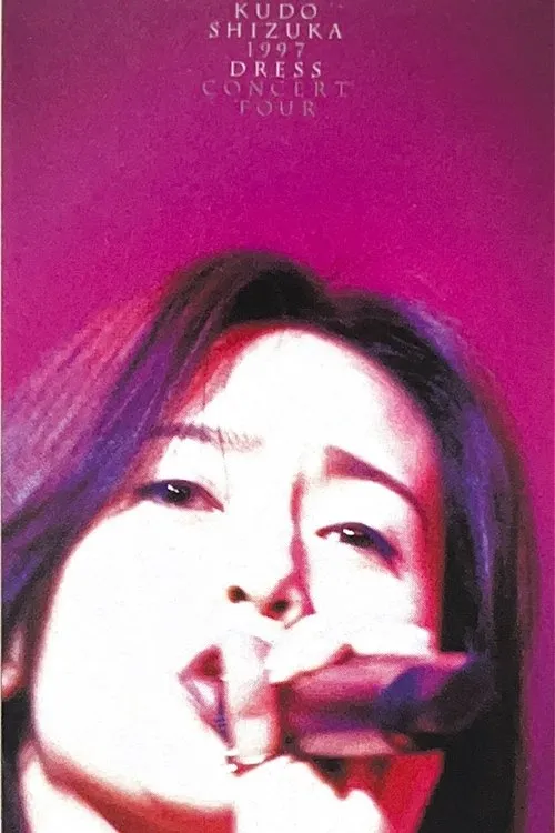 Shizuka Kudo interpreta a herself en Kudo Shizuka 1997 Dress Concert Tour