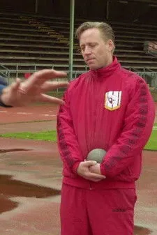 Jarle Hammer interpreta a Månsson en Kulan