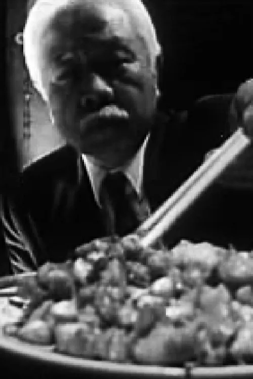 Victoria Chen interpreta a Mrs. Chu en Kung Pao Chicken