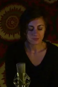 Stéphanie Serre interpreta a Herself en L’Age de Bronze