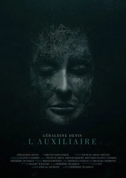 Géraldine Denis interpreta a  en L'auxiliaire