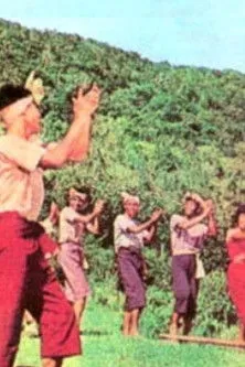 Visakha Tioulong interpreta a Madame Mau en La forêt enchantée