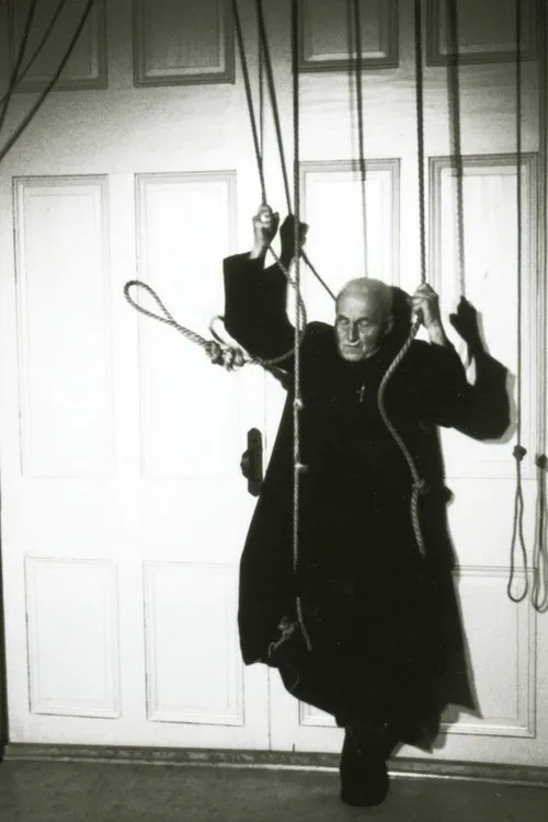 Michel Garneau interpreta a en La journée d'un curé de campagne