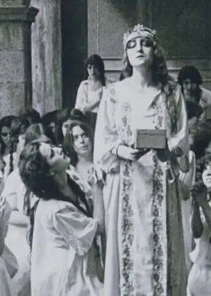 Lyda Borelli interpreta a Saint Barbara en La leggenda di Santa Barbara