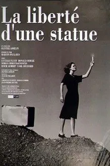Lucille Fluet interpreta a  en La Liberté d'une statue