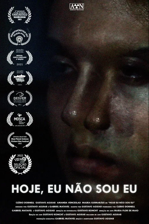 Gustavo Aguiar interpreta a Filipe en Hoje, Eu Não Sou Eu