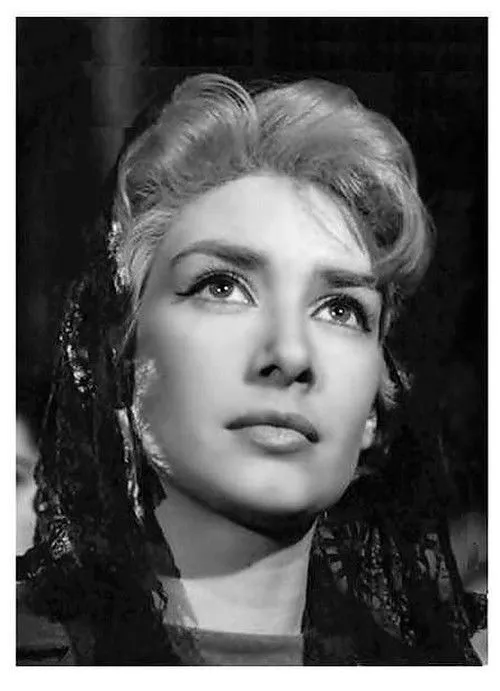 Amelita Vargas interpreta a en La procesión