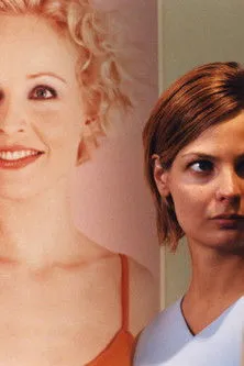 Anna-Elina Lyytikäinen interpreta a Noora - the model en Laina-aika