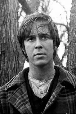 Barry Brown interpreta a en Lapin 360