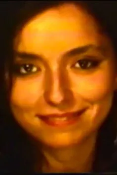 Javiera Parra interpreta a  en Latina