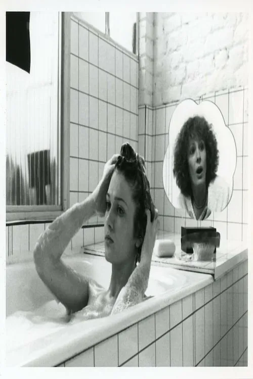 Élise Caron interpreta a La fille en Le petit Pommier