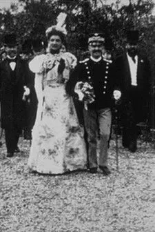 King Victor Emmanuel III of Italy interpreta a Self en Le prince et la princesse de Naples