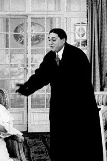 Suzanne Grandais interpreta a  en Les épingles