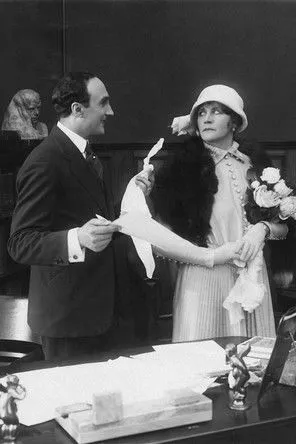 Eyvor Lindberg interpreta a en Lev livet leende