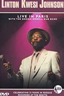 Linton Kwesi Johnson interpreta a Self - vocals en Linton Kwesi Johnson: Live in Paris