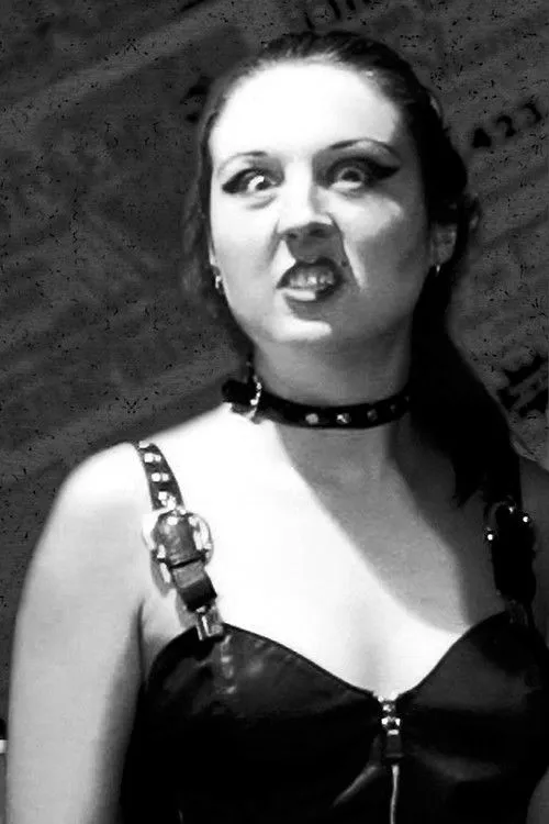 Dan Walechuk interpreta a Mr. Ponytail en Liquid Lunch