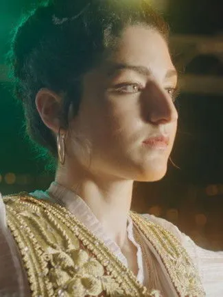 Elda Sorra interpreta a en Liridona