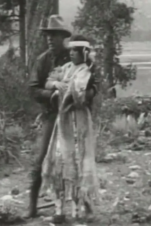 James Young Deer interpreta a en Little Dove's Romance