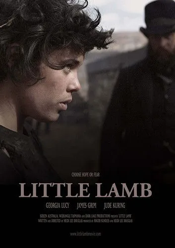James Grim interpreta a Mr Black en Little Lamb