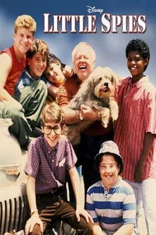 Jason Hervey interpreta a Clint Westwood en Little Spies