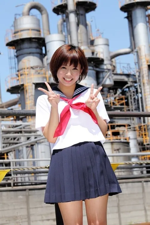 Mana Sakura interpreta a Self en Lo siento, pero no puedo determinar un título apropiado basándome solo en JP