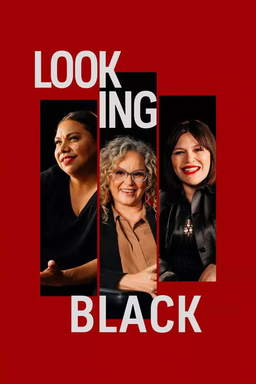 Nakkiah Lui interpreta a Self en Looking Black