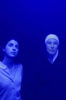 Lorraine Pintal interpreta a Self en Lorraine Pintal - Pour que la lumière ne meure jamais