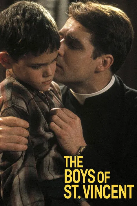 Henry Czerny interpreta a Brother Peter Lavin en Los niños de San Vicente