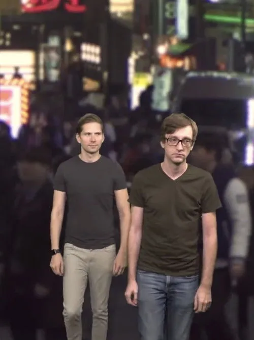 Isla Hinck interpreta a Ian Hinck en Lost In Bradslation