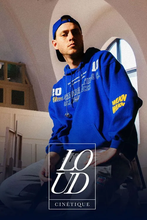 Alexandra Stréliski interpreta a Self - Musical Collaborator en Loud cinétique