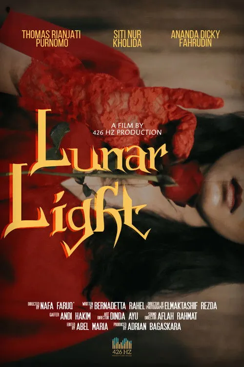 Siti Nur Kholida interpreta a Lily en Lunar Light