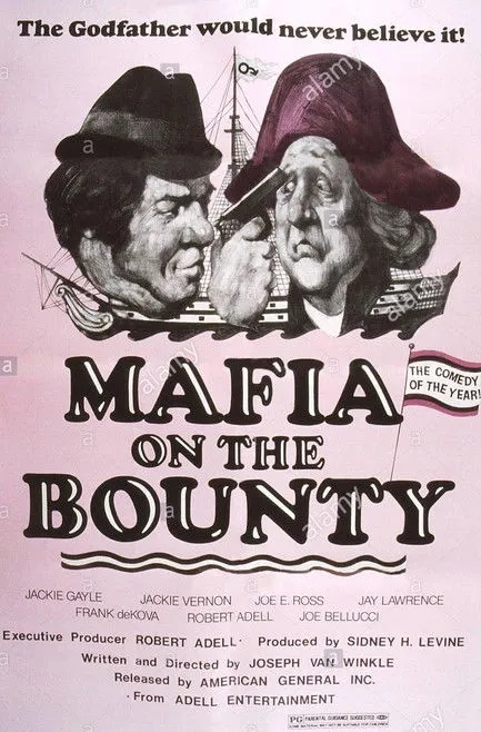 Marlene Tracy interpreta a Rose en Mafia on the Bounty