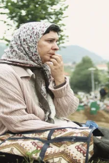 Moamer Kasumovic interpreta a en Majka