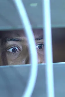 Rodney Campbell interpreta a Raymond en Mango Wars