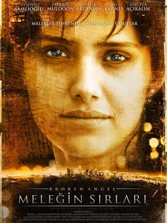 Aysenil Samlioglu interpreta a  en Meleğin Sırları