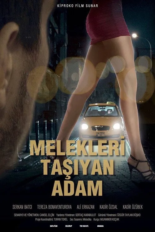Kadir Özdal interpreta a en Melekleri Taşıyan Adam