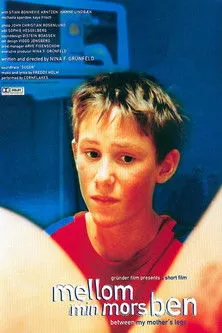 Michaela Spandow interpreta a Midwife en Mellom Min Mors Ben