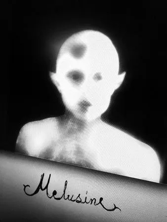 Jaedra DiGiammarino interpreta a Melusine en Melusine