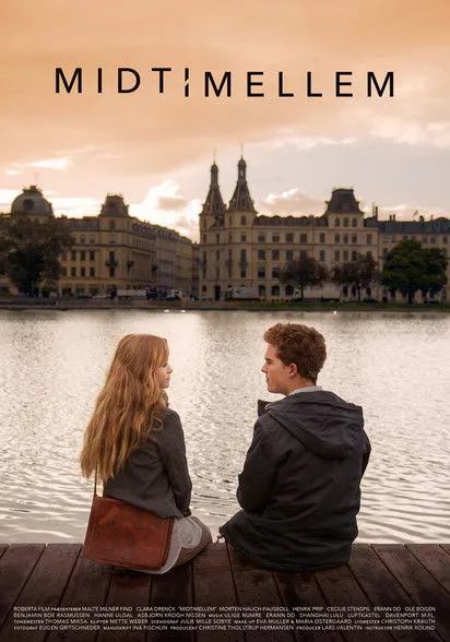 Hanne Uldal interpreta a  en Midtimellem