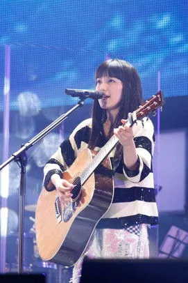 miwa interpreta a Self en miwa -39 live ARENA tour- “miwanissimo 2014”