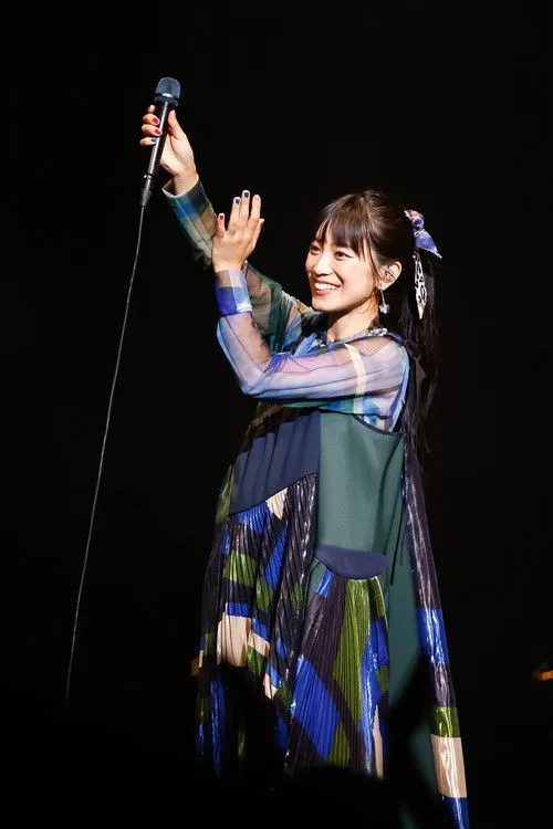 Póster de miwa special concert 2022 "REVIVAL" - LIVE at Tokyo International Forum Hall C