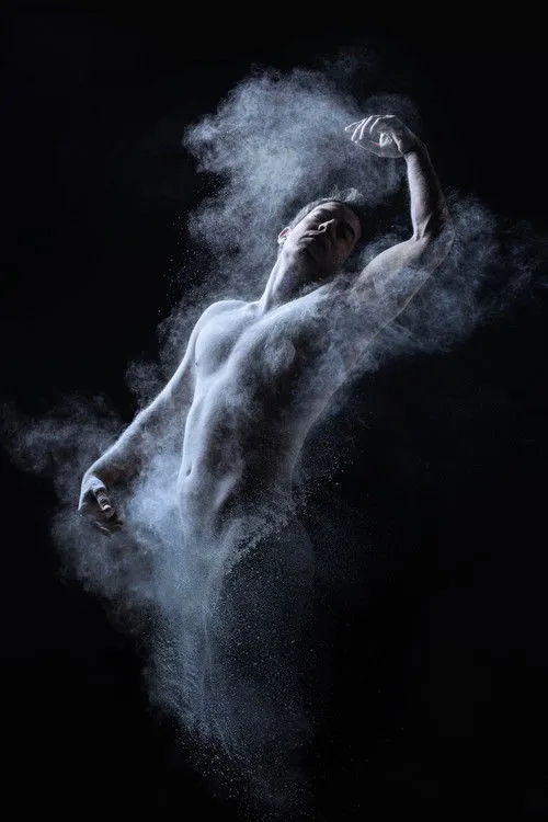 ????? ???? interpreta a ????, ????, ????? 2 en מלאכים באמריקה- המילניום מתקרב