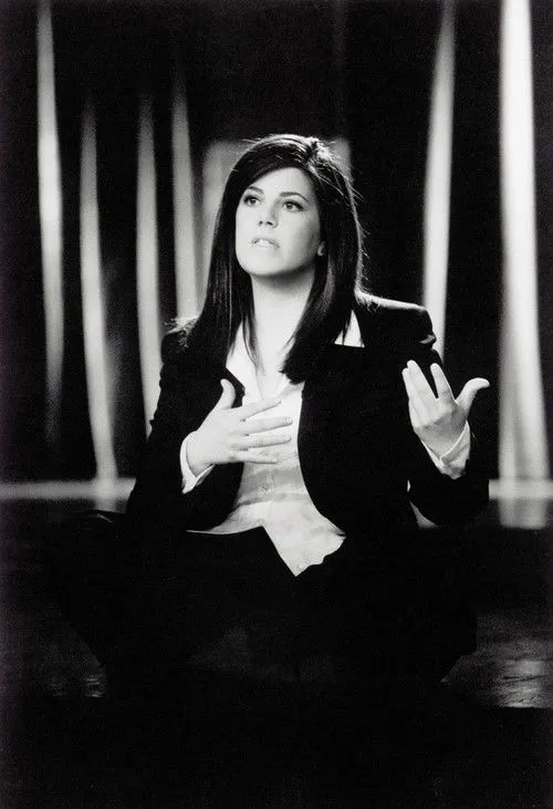 Monica Lewinsky interpreta a en Monica in Black and White