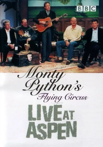 Robert Klein interpreta a Host en Monty Python: Live at Aspen